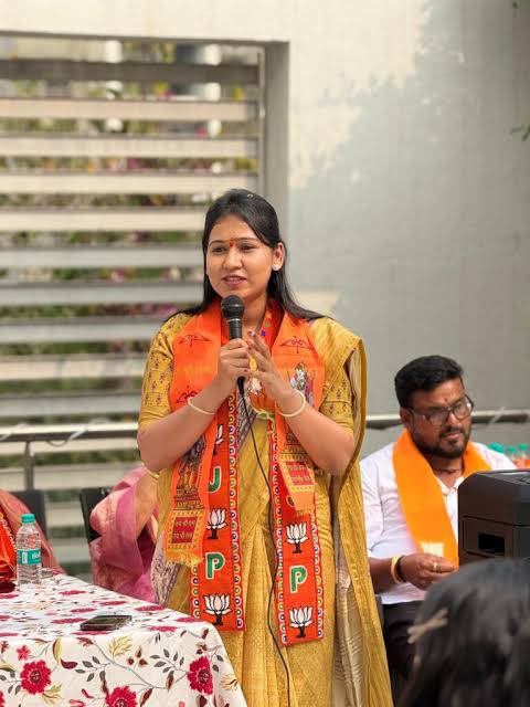 Corporator Mrs. Aishwarya Tai Surendra Pathare